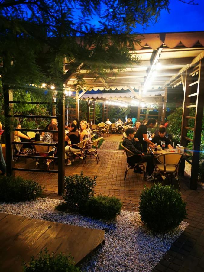 Hotel Gio อาราด ภายนอก รูปภาพ