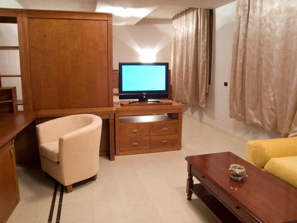 Hotel Gio อาราด ภายนอก รูปภาพ
